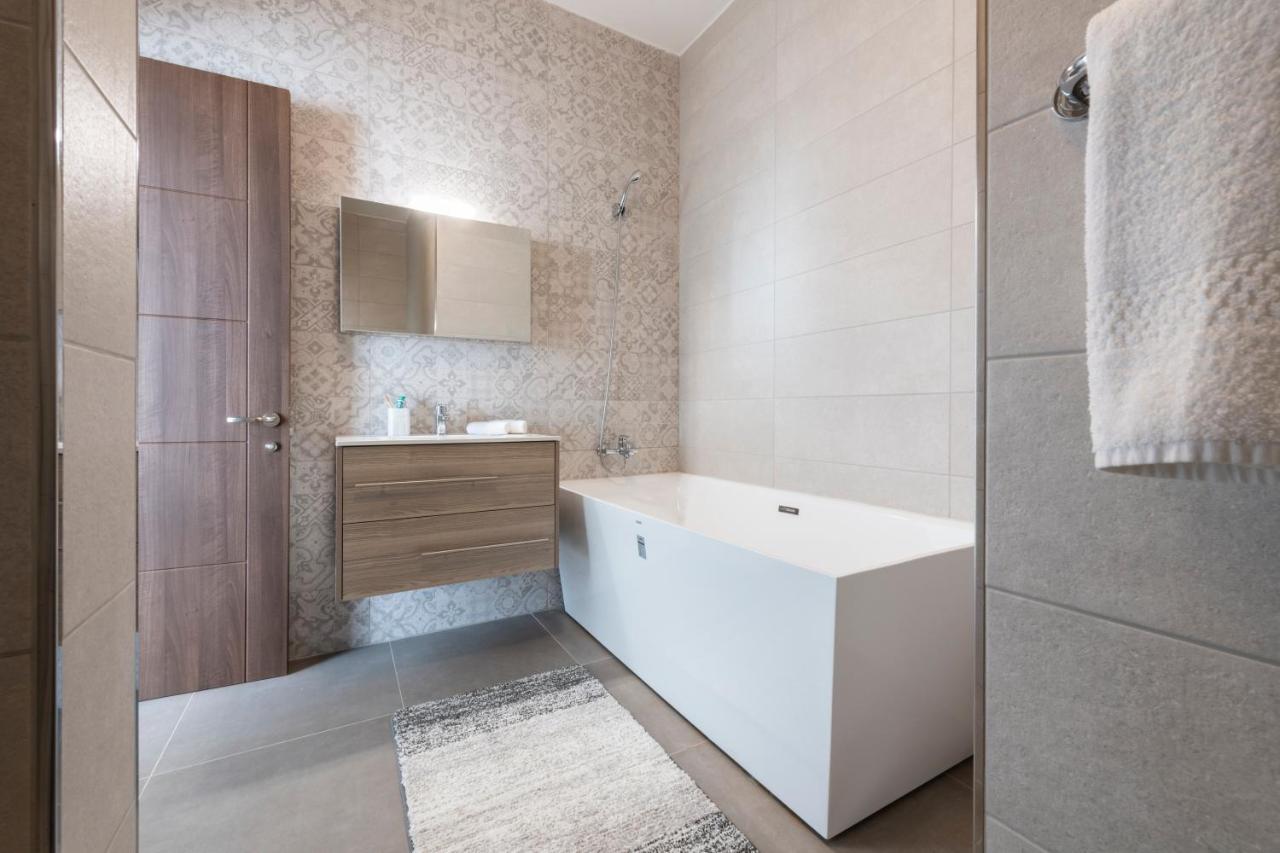 Staymela Apartments - Μπιρκιρκάρα Εξωτερικό φωτογραφία