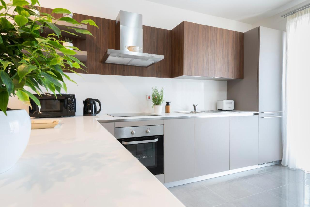Staymela Apartments - Μπιρκιρκάρα Εξωτερικό φωτογραφία
